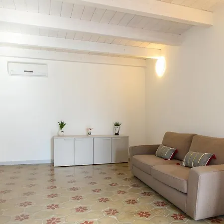 Sardinianworld - Xenia Boutique Apartment Oristano Exterior photo