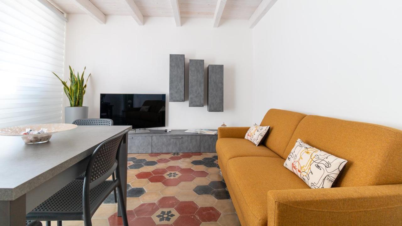 Sardinianworld - Xenia Boutique